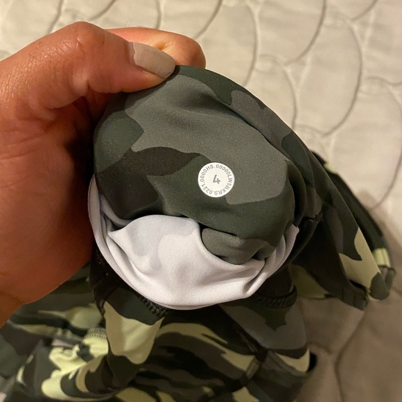 Lululemon Fast & Free Tight - Picture 10 of 10